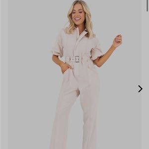 Kittenish Utility Jumpsuit Size M NWT